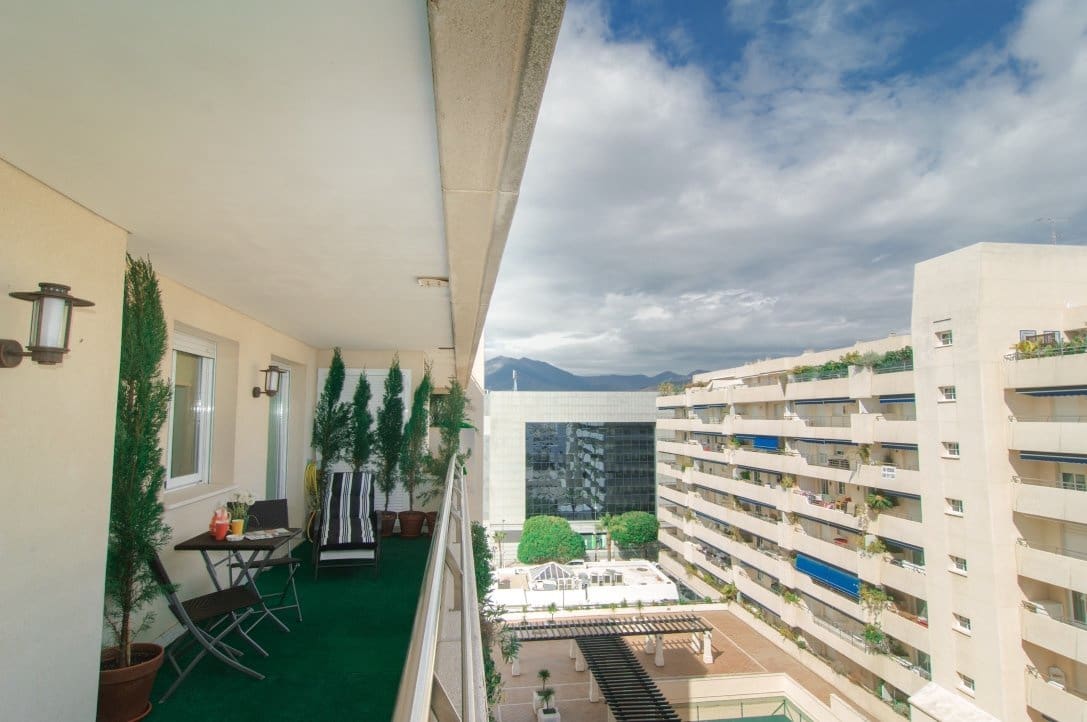 2 sypialnia Apartament na kwatery wakacyjne w Marbella z basenem - 1 800 € (Ref: 3477635)
