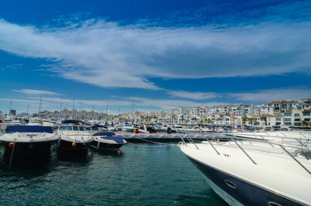 2 sypialnia Apartament na kwatery wakacyjne w Marbella z basenem - 1 800 € (Ref: 3477635)