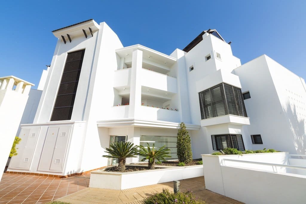 2 soveværelse Lejlighed til salg i Casares med swimmingpool garage - € 380.000 (Ref: 3504635)