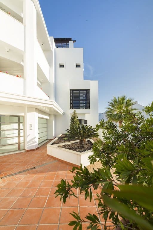 2 soveværelse Lejlighed til salg i Casares med swimmingpool garage - € 380.000 (Ref: 3504635)
