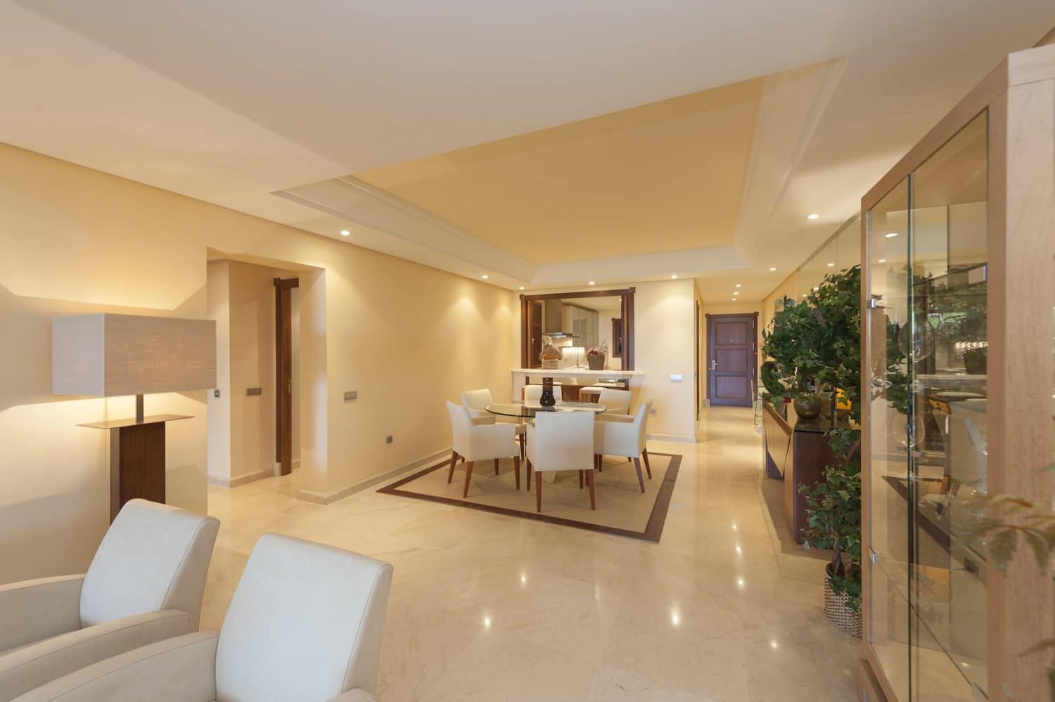 2 soveværelse Lejlighed til salg i Los Monteros med swimmingpool garage - € 1.250.000 (Ref: 3507537)