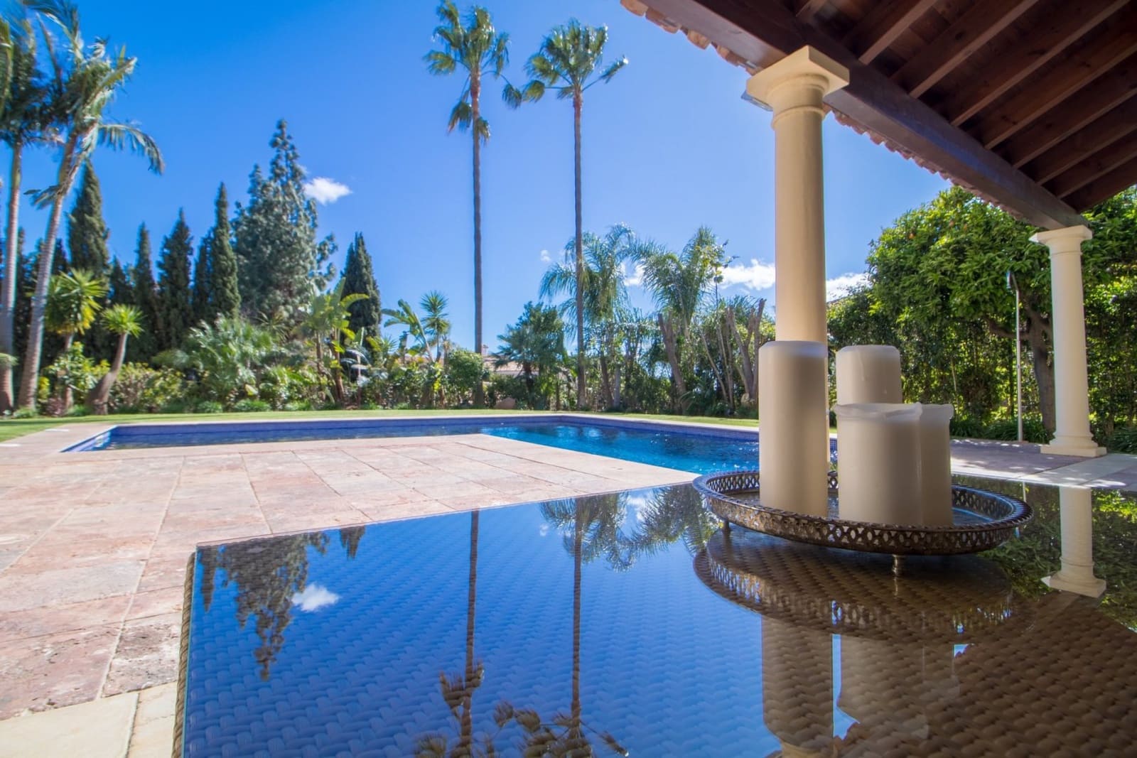 Villa/Maison de 4 chambres de location de vacances à Golden Mile avec piscine garage - 5 000 € (Ref: 3947424)