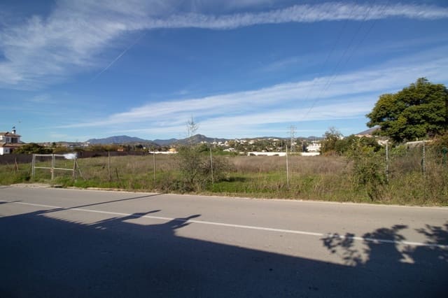 Building Plot for sale in San Pedro de Alcantara, Marbella - € 1,600,000 (Ref: 4374122)