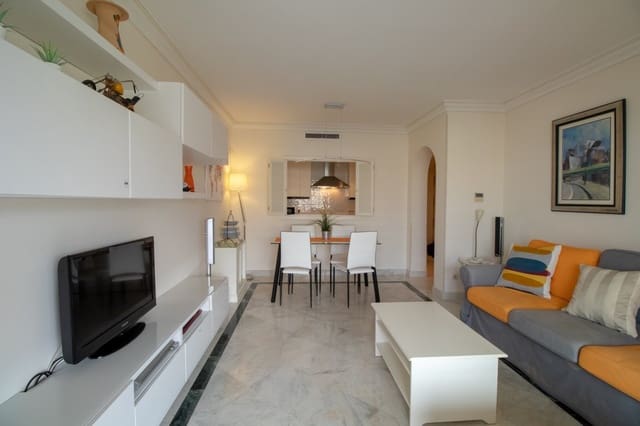   2 soveværelse   ferieLejlighed i Marbella med   swimmingpool  garage  - € 1.800 (Ref: 4505961)