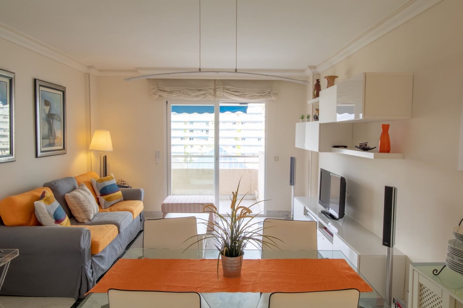 2 bedroom Apartment for holiday rental in Marbella with pool garage - € 1,800 (Ref: 4505961)