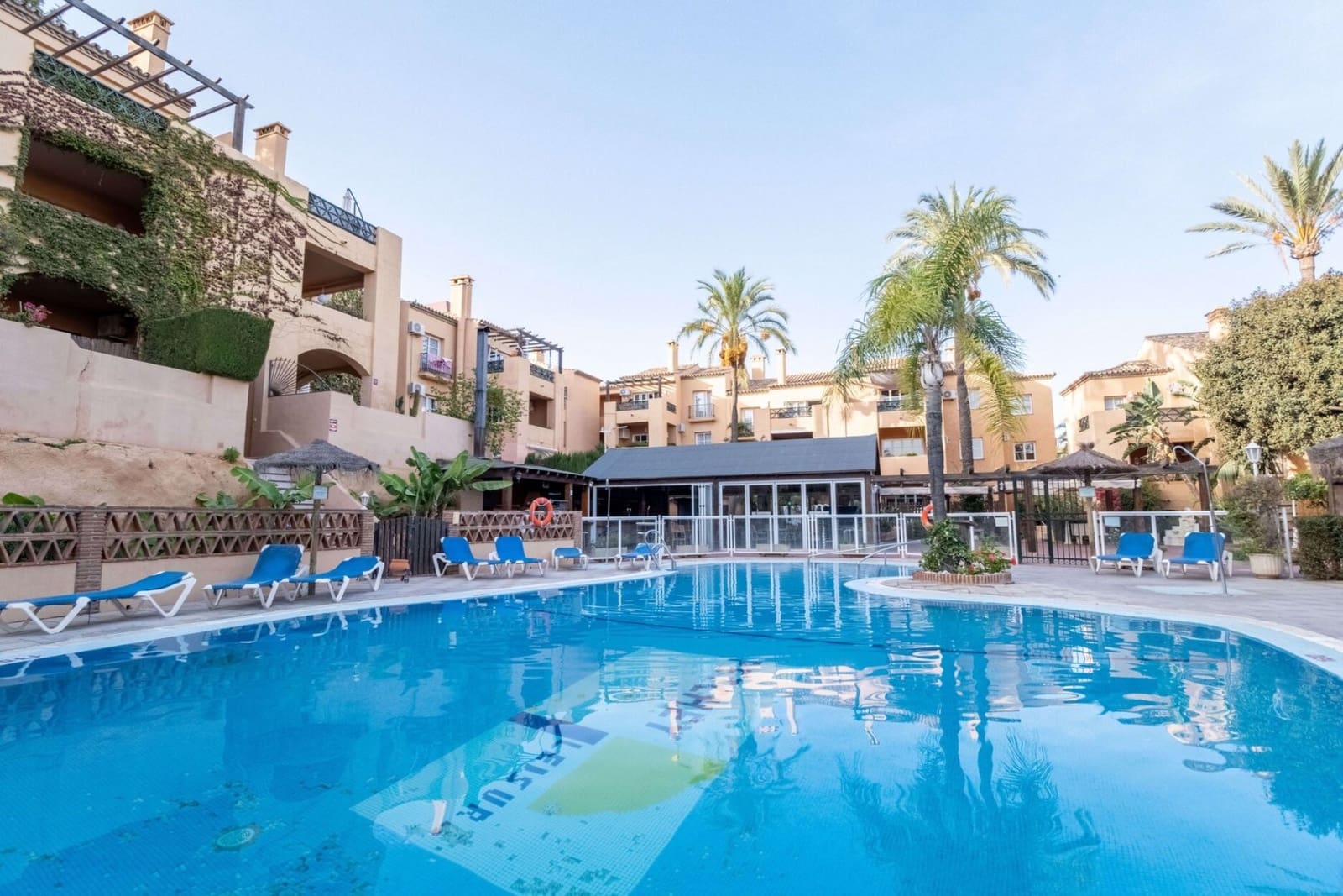 2 bedroom Apartment for sale in Mijas with pool garage - € 230,000 (Ref: 7213674)