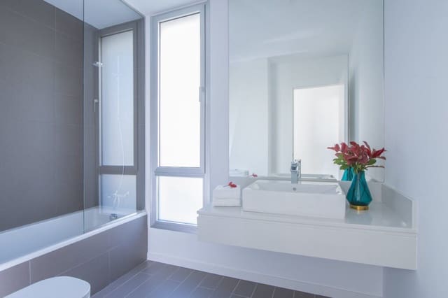 3 sypialnia Apartament na sprzedaż w Cancelada, Estepona z basenem garażem - 386 000 € (Ref: 7430060)