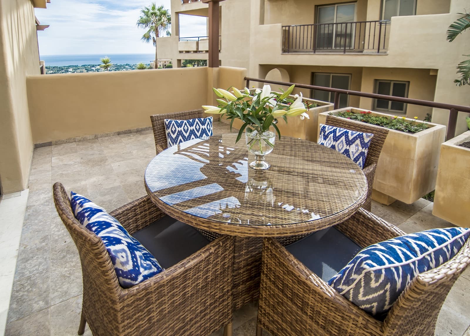 2 slaapkamer Appartement te koop in Benahavis met zwembad - € 495.000 (Ref: 7474192)