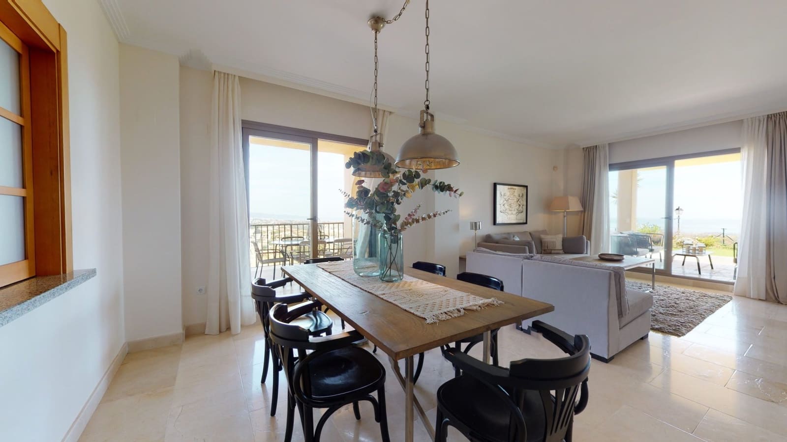 2 bedroom Apartment for sale in Benahavis with pool garage - € 495,000 (Ref: 7474192)