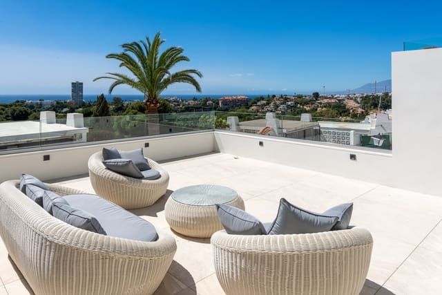 Chalet de 5 habitaciones en Río Real, Marbella en venta con piscina - 5.000.000 € (Ref: 7616306)