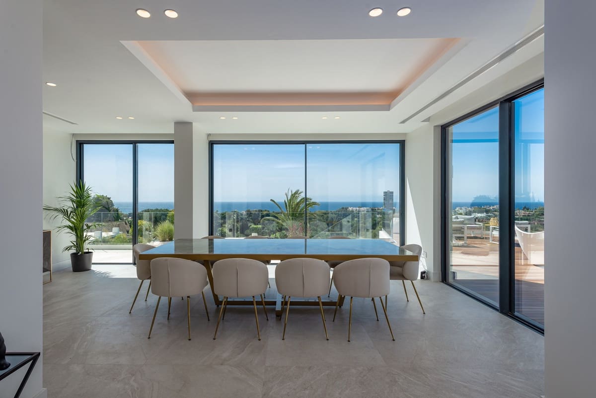 5 soverom Villa til salgs i Rio Real med svømmebasseng - € 5 000 000 (Ref: 7616306)