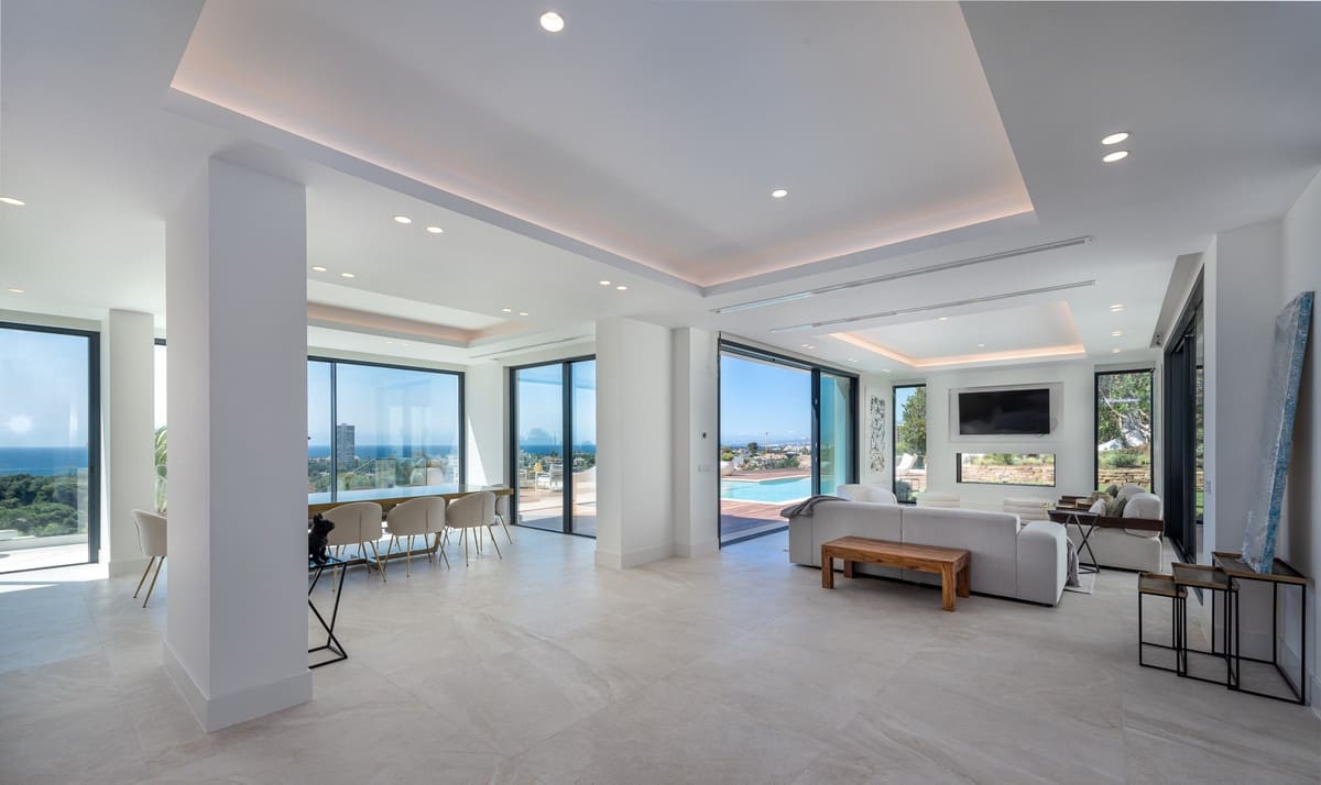 5 soverom Villa til salgs i Rio Real med svømmebasseng - € 5 000 000 (Ref: 7616306)