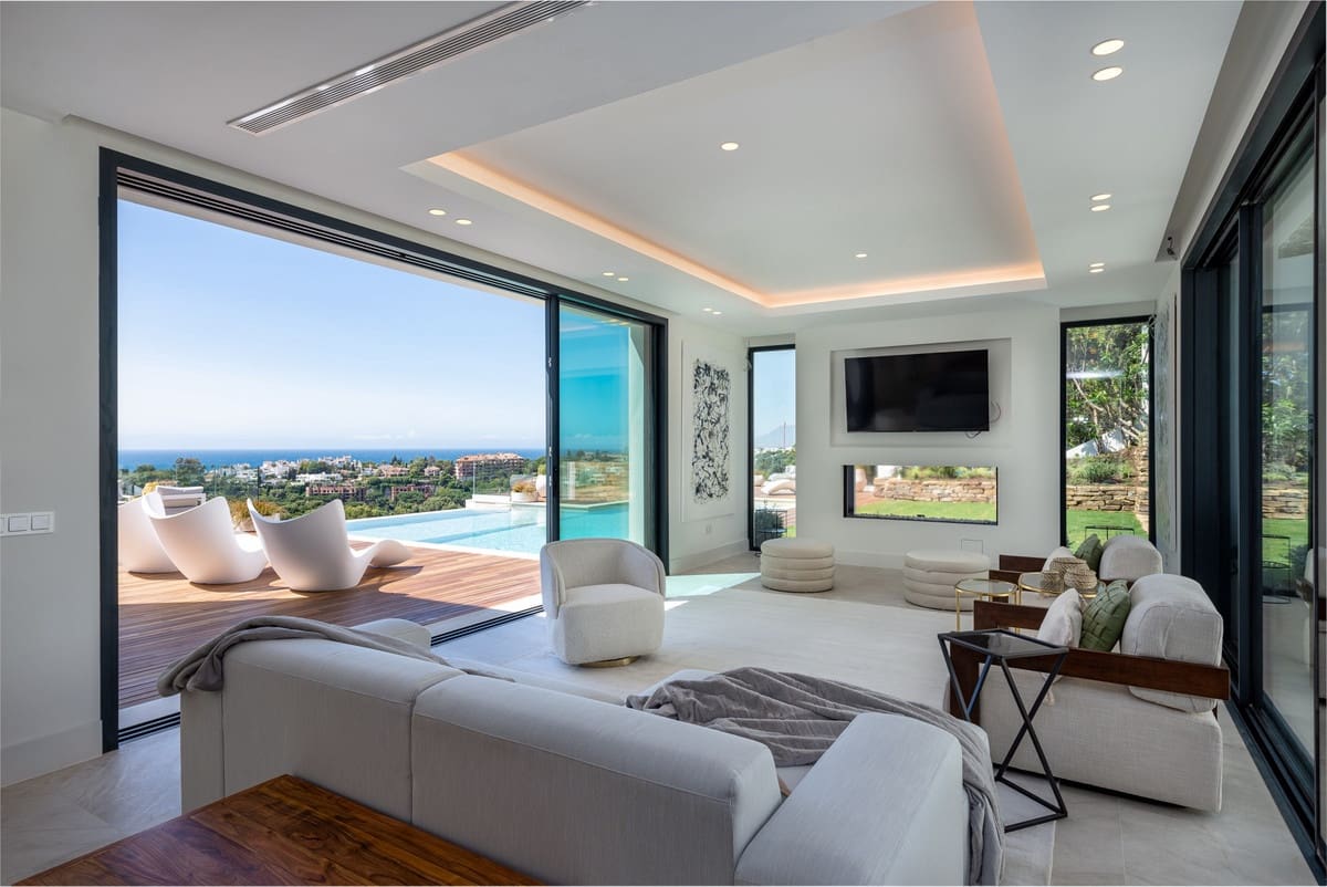 5 soverom Villa til salgs i Rio Real med svømmebasseng - € 5 000 000 (Ref: 7616306)