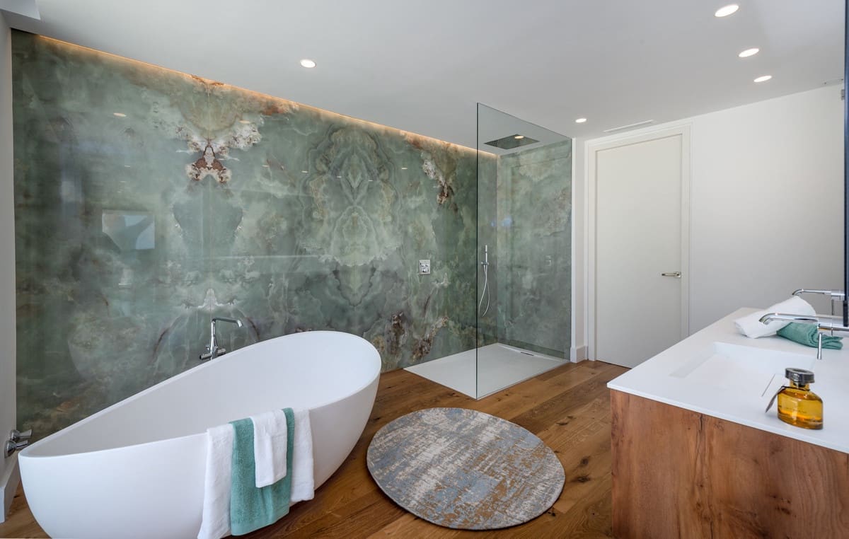 5 soverom Villa til salgs i Rio Real med svømmebasseng - € 5 000 000 (Ref: 7616306)