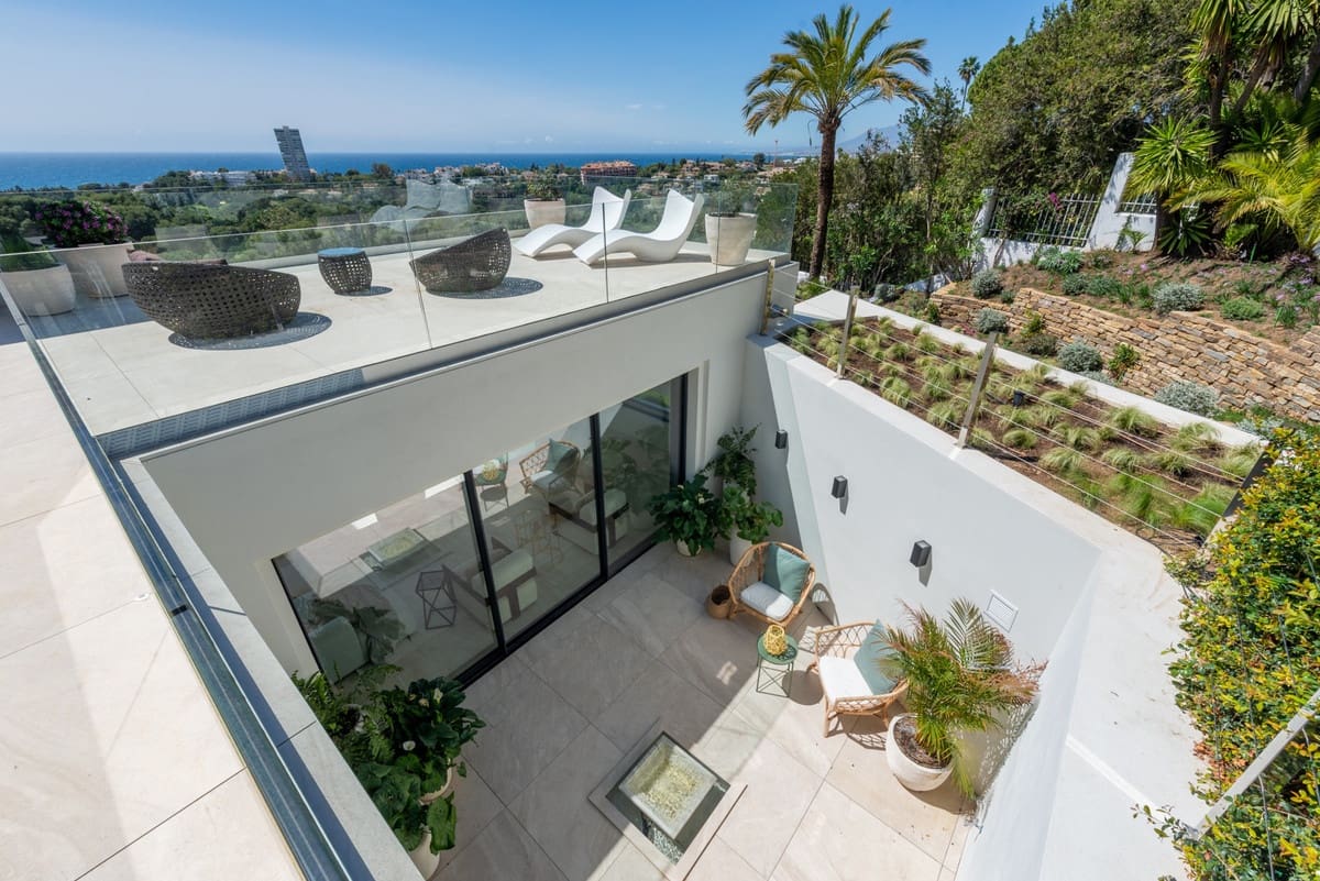 5 soverom Villa til salgs i Rio Real med svømmebasseng - € 5 000 000 (Ref: 7616306)