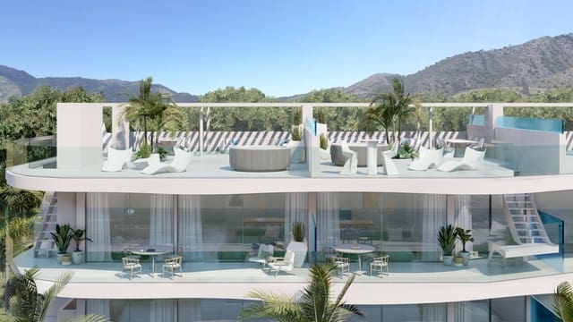 2 slaapkamer Appartement te koop in Las Gaviotas  - Carvajal, Fuengirola met zwembad - € 739.000 (Ref: 7653207)