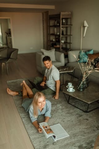 Apartamento de 2 habitaciones en Puerto Banus, Marbella en venta con piscina - 770.000 € (Ref: 7692706)