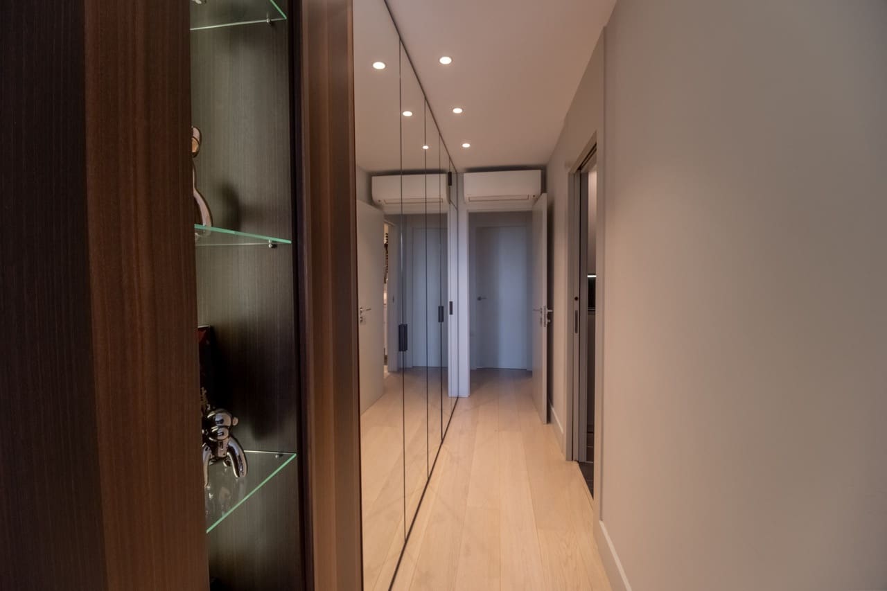 2 bedroom Apartment for sale in Puerto Banus with pool - € 770,000 (Ref: 7692706)