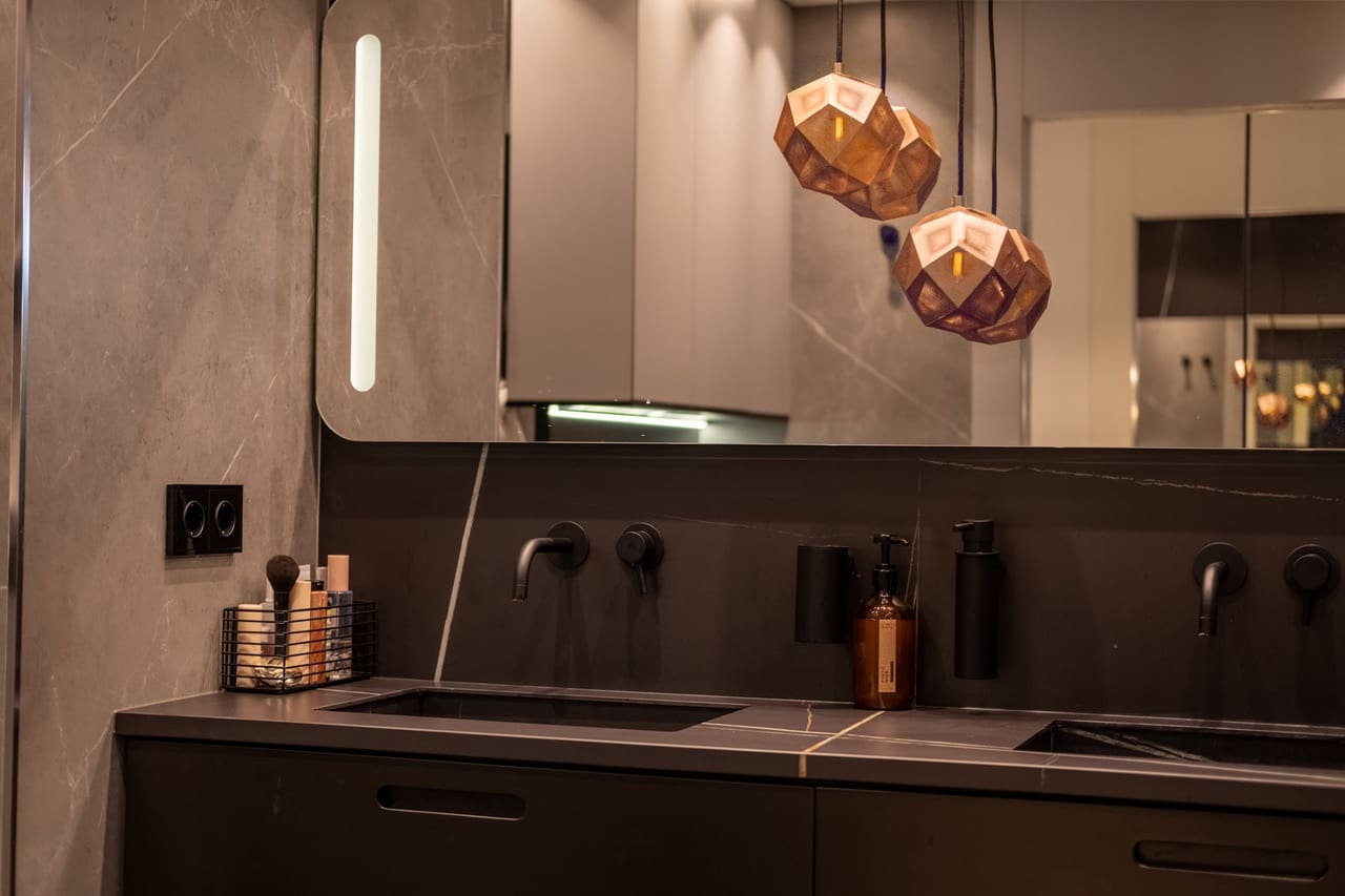 2 bedroom Apartment for sale in Puerto Banus with pool - € 770,000 (Ref: 7692706)