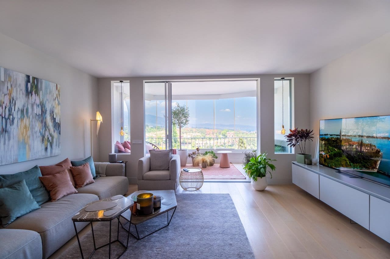 2 soverom Leilighet til salgs i Puerto Banus med svømmebasseng garasje - € 830 000 (Ref: 7692706)