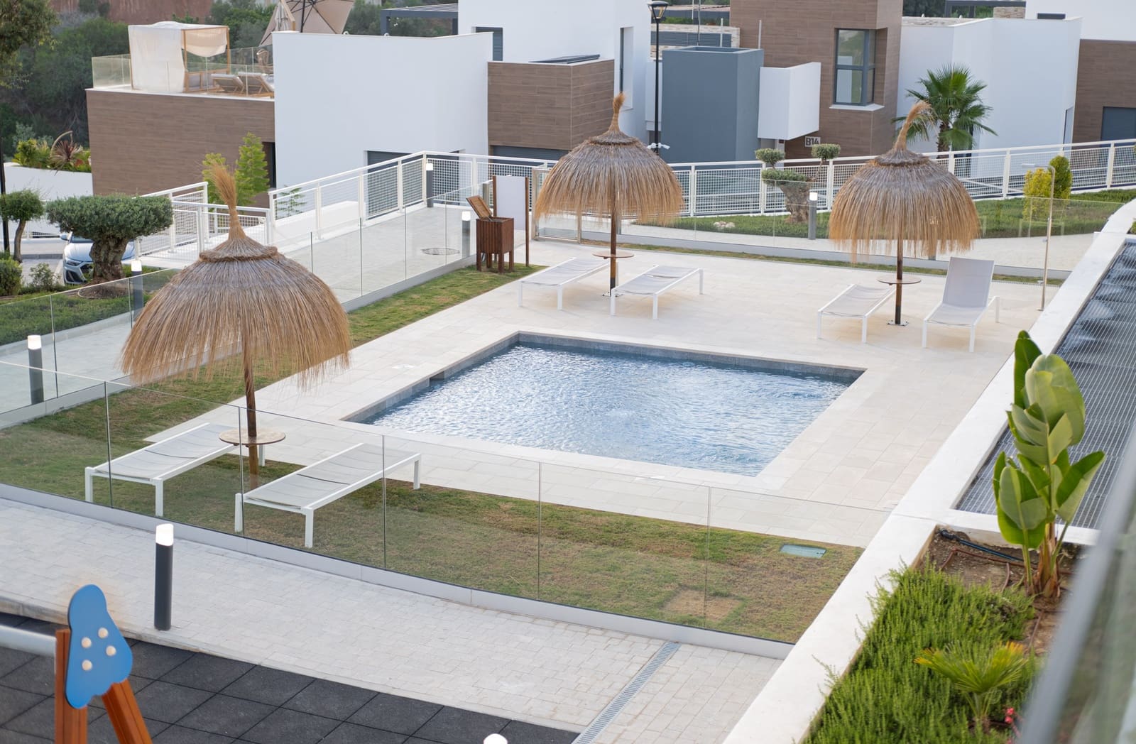 3 soveværelse Lejlighed til salg i Artola med swimmingpool - € 1.100.000 (Ref: 7705672)