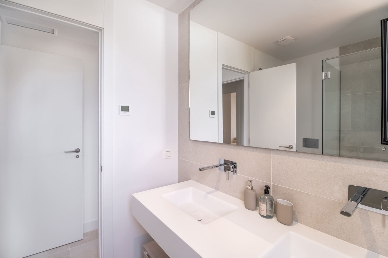 3 soveværelse Lejlighed til salg i Artola med swimmingpool - € 1.100.000 (Ref: 7705672)