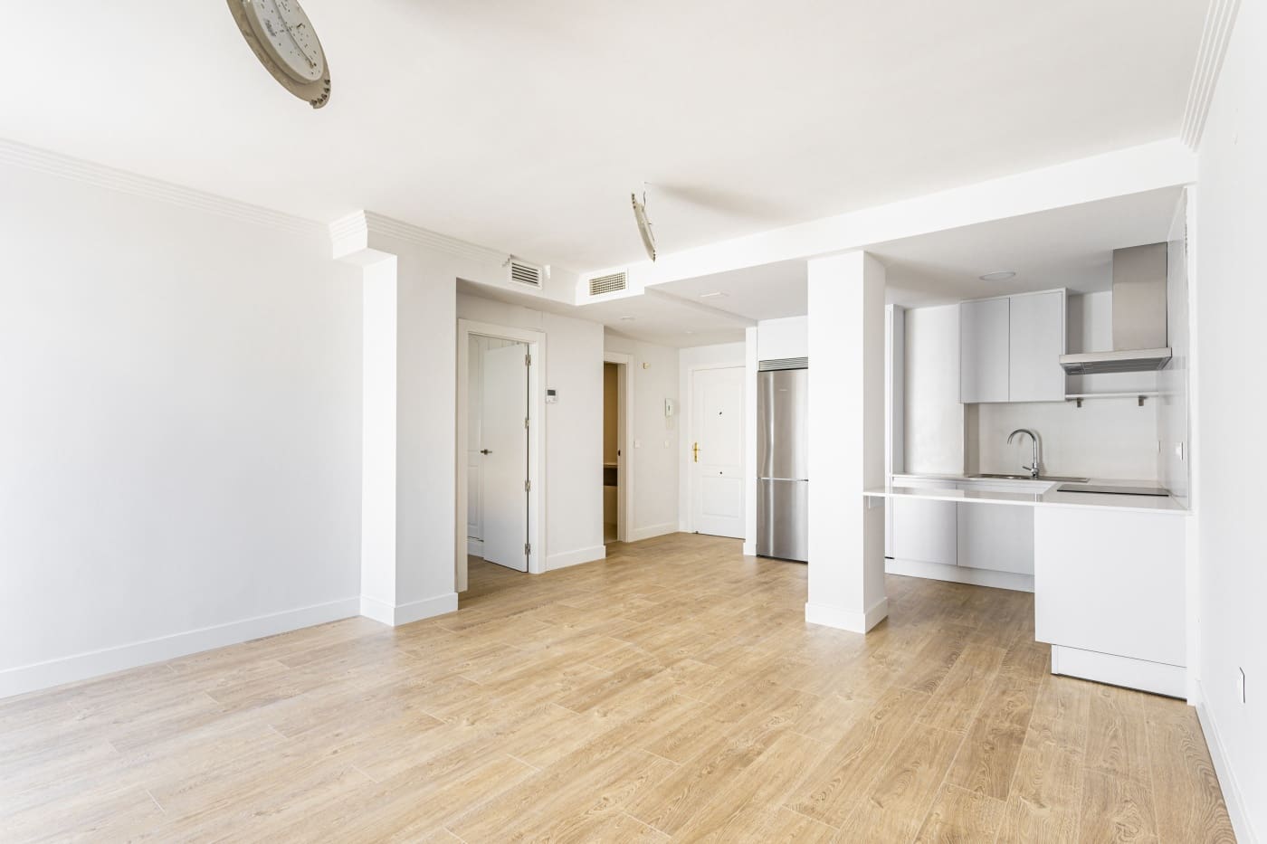 Apartamento de 2 habitaciones en Nueva Andalucia en venta con piscina - 415.000 € (Ref: 7767295)