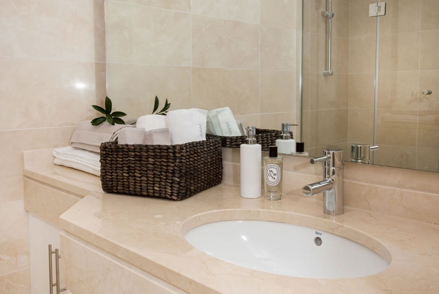 Apartamento de 2 habitaciones en Casares en venta con piscina - 395.000 € (Ref: 8162725)