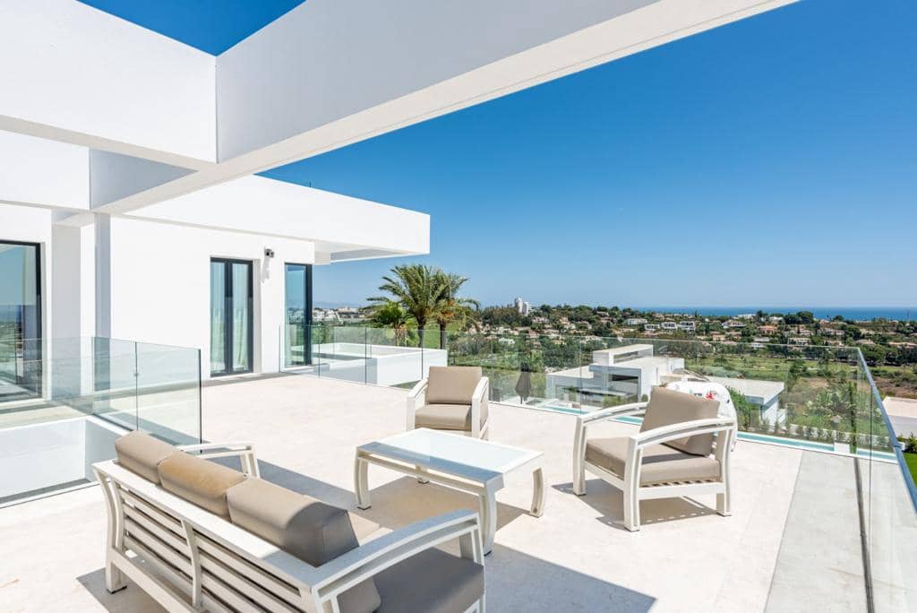 6 sovrum Villa till salu i Benahavis med pool - 4 980 000 € (Ref: 8162732)