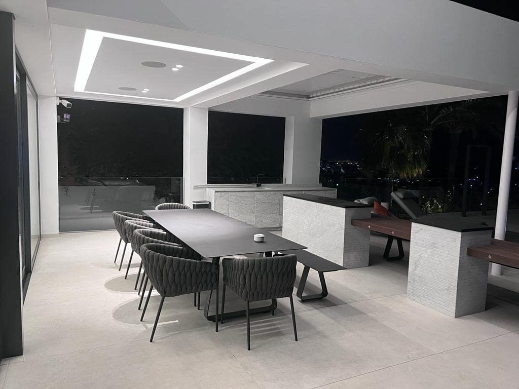 6 sovrum Villa till salu i Benahavis med pool - 4 980 000 € (Ref: 8162732)