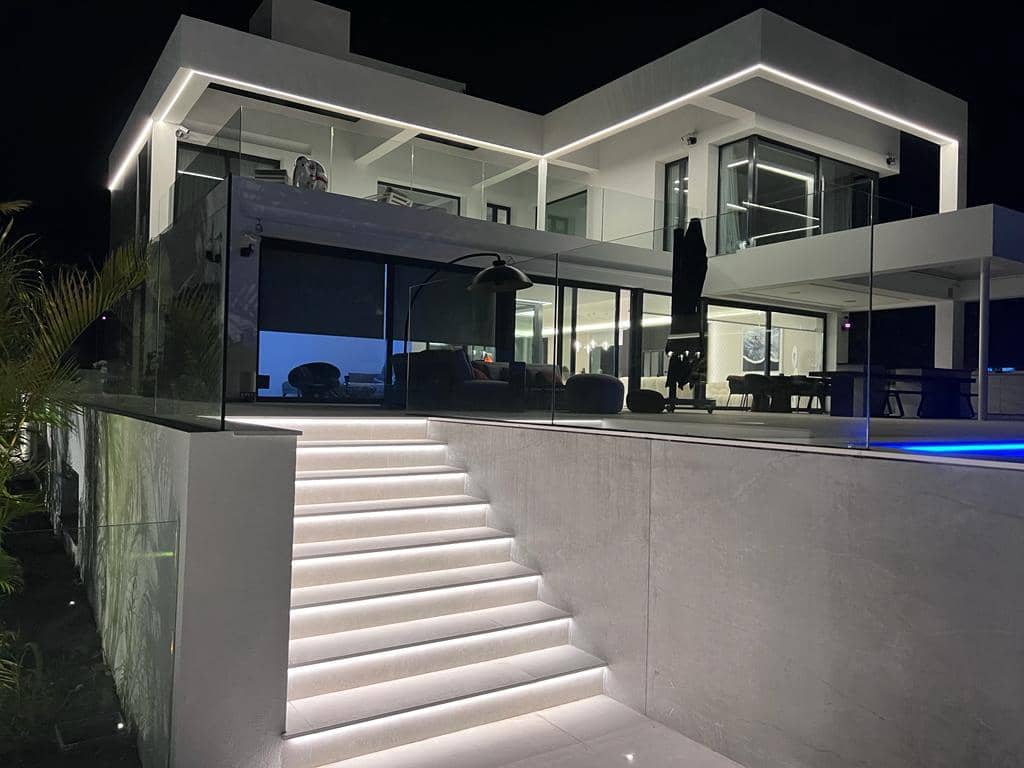 6 sovrum Villa till salu i Benahavis med pool - 4 980 000 € (Ref: 8162732)
