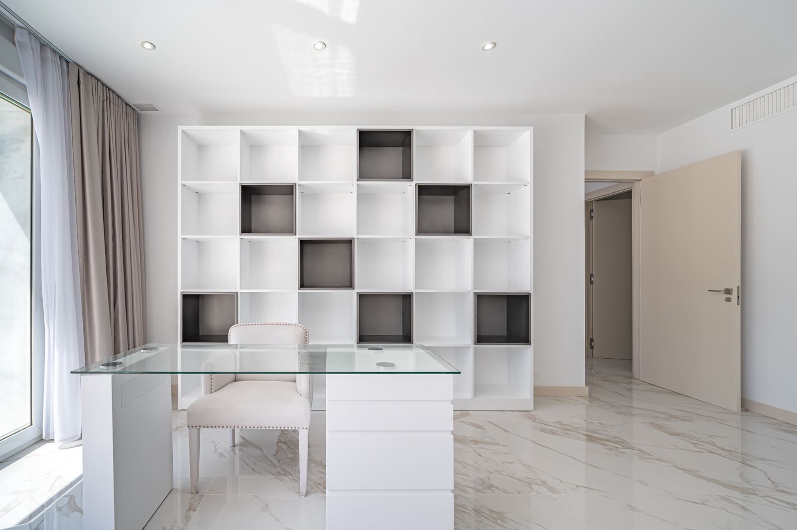 3 quarto Apartamento para venda em Puerto Banus com piscina - 3 200 000 € (Ref: 8162733)