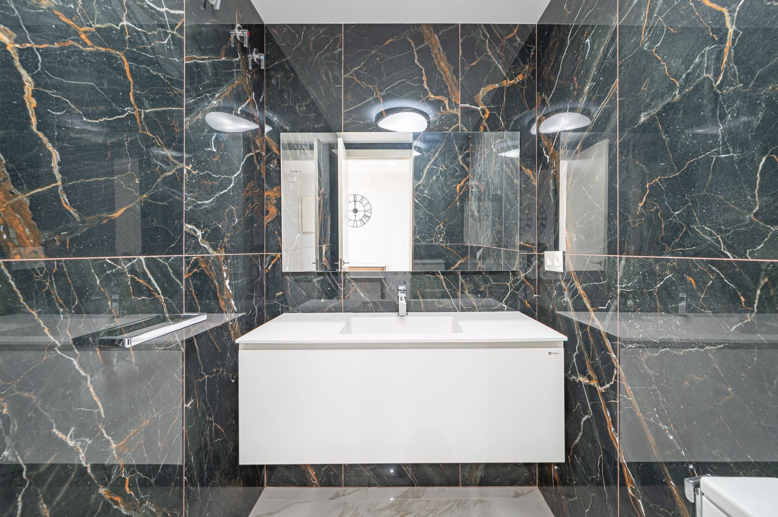 3 quarto Apartamento para venda em Puerto Banus com piscina - 3 200 000 € (Ref: 8162733)