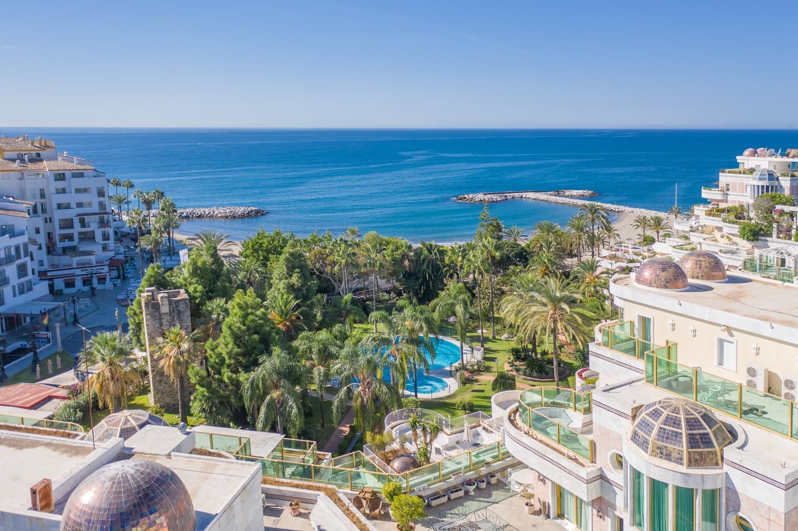 3 quarto Apartamento para venda em Puerto Banus com piscina - 3 200 000 € (Ref: 8162733)