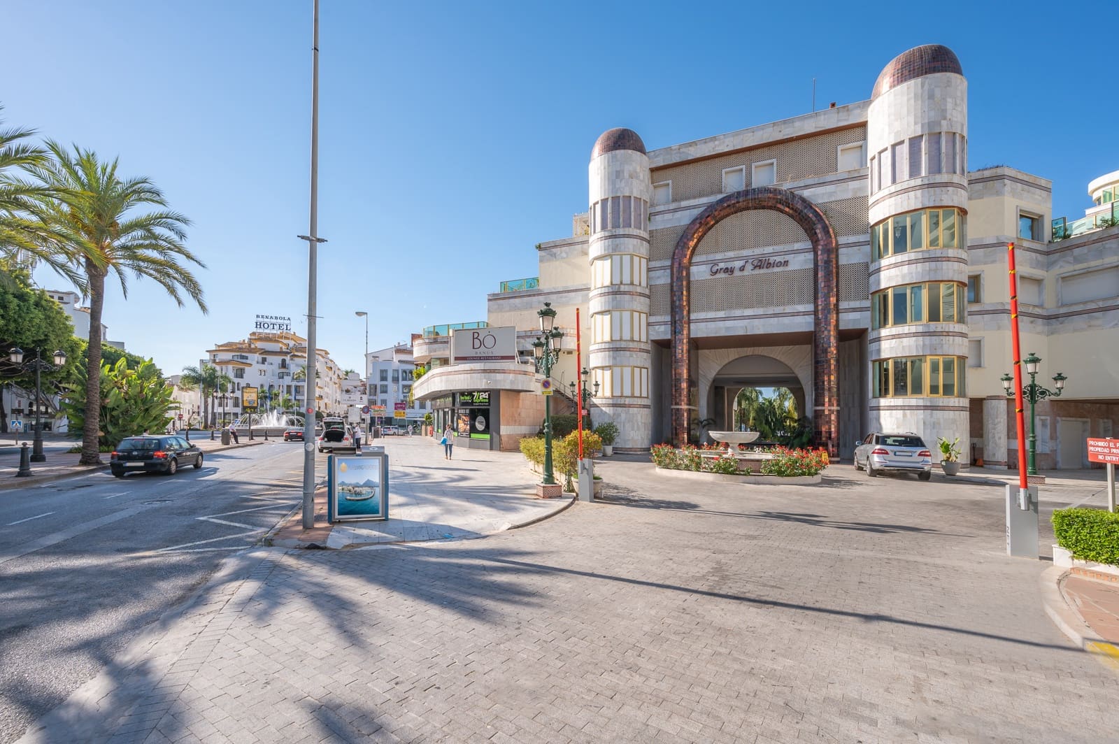 3 quarto Apartamento para venda em Puerto Banus com piscina - 3 200 000 € (Ref: 8162733)