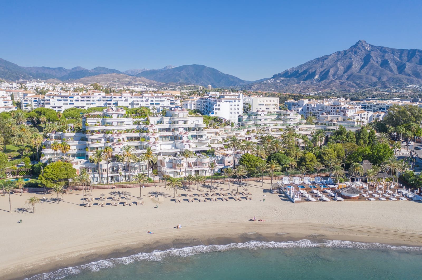 3 quarto Apartamento para venda em Puerto Banus com piscina - 3 200 000 € (Ref: 8162733)