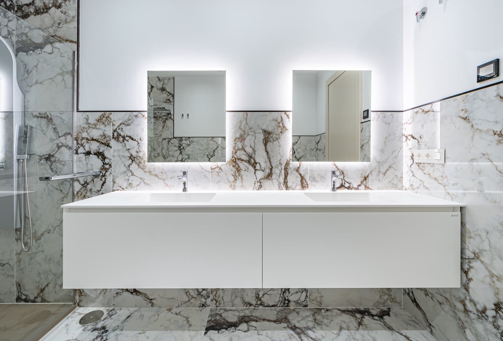 3 quarto Apartamento para venda em Puerto Banus com piscina - 3 200 000 € (Ref: 8162733)