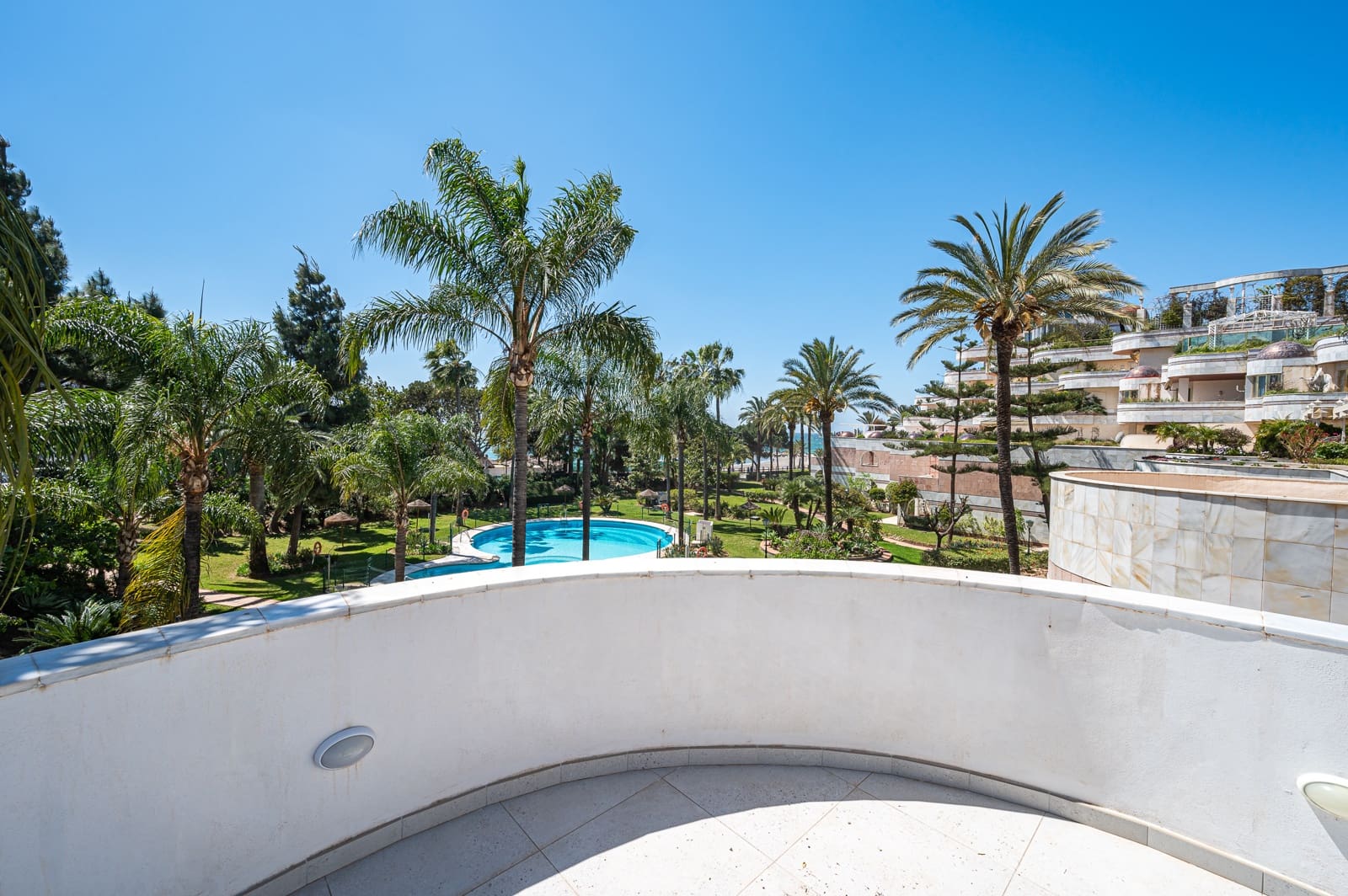 3 soveværelse Lejlighed til salg i Puerto Banus med swimmingpool - € 3.200.000 (Ref: 8162733)