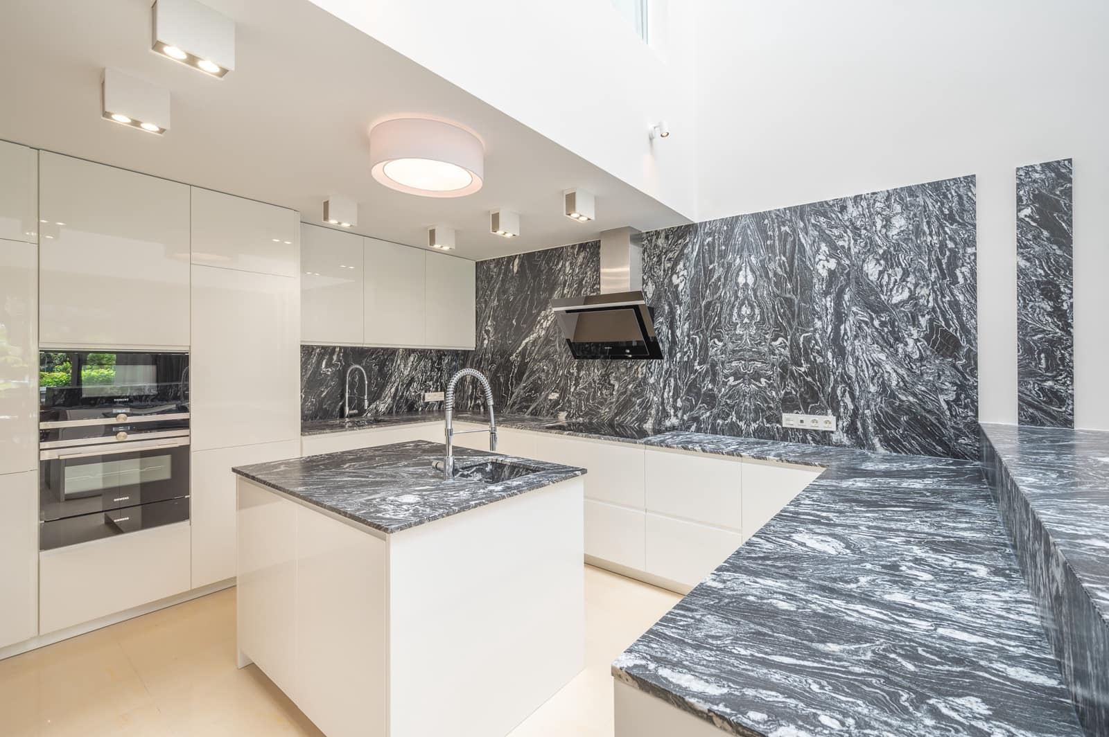 6 soveværelse Lejlighed til salg i Puerto Banus med swimmingpool - € 4.205.000 (Ref: 8162734)