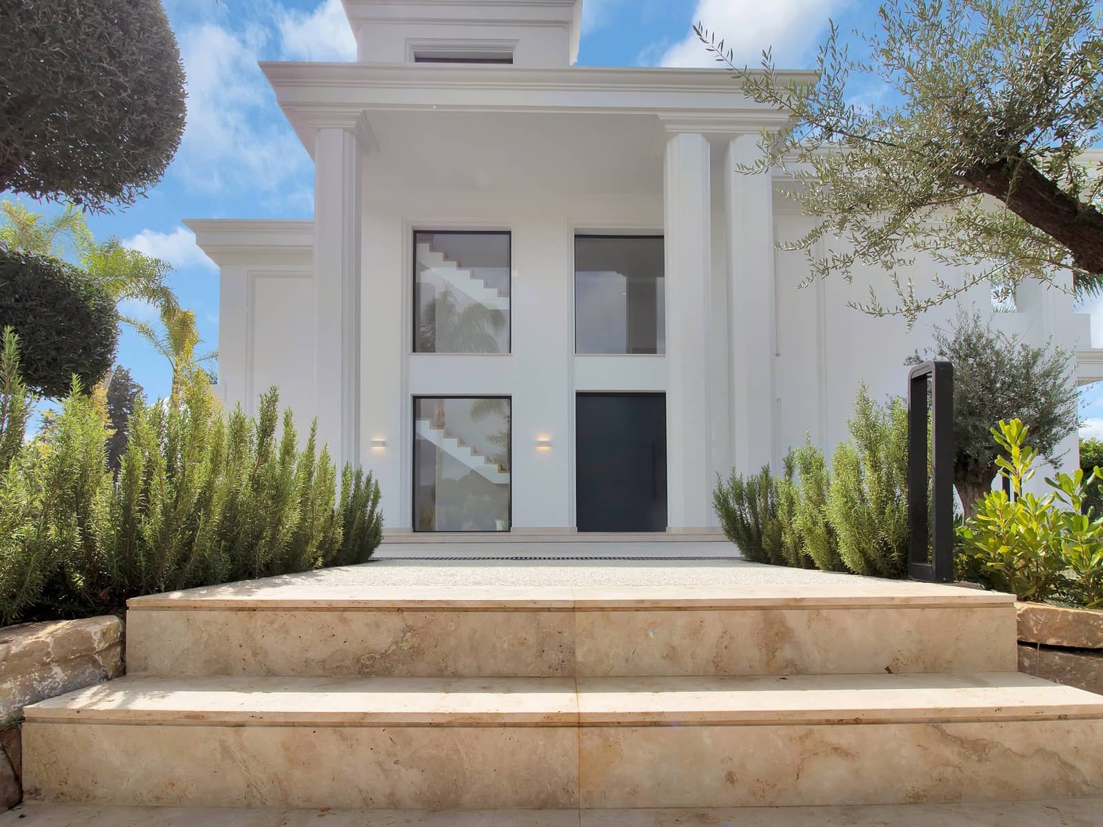 6 makuuhuone Huvila myytävänä paikassa Marbella mukana uima-altaan - 6 400 000 € (Ref: 8162741)