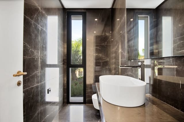 6 camera da letto Villa in vendita in Lomas De Marbella, Marbella con piscina - 6.400.000 € (Rif: 8162741)