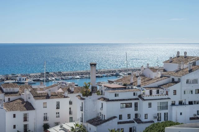 2 Zimmer Apartment zu verkaufen in Puerto Banus, Marbella - 1.630.000 € (Ref: 8162743)