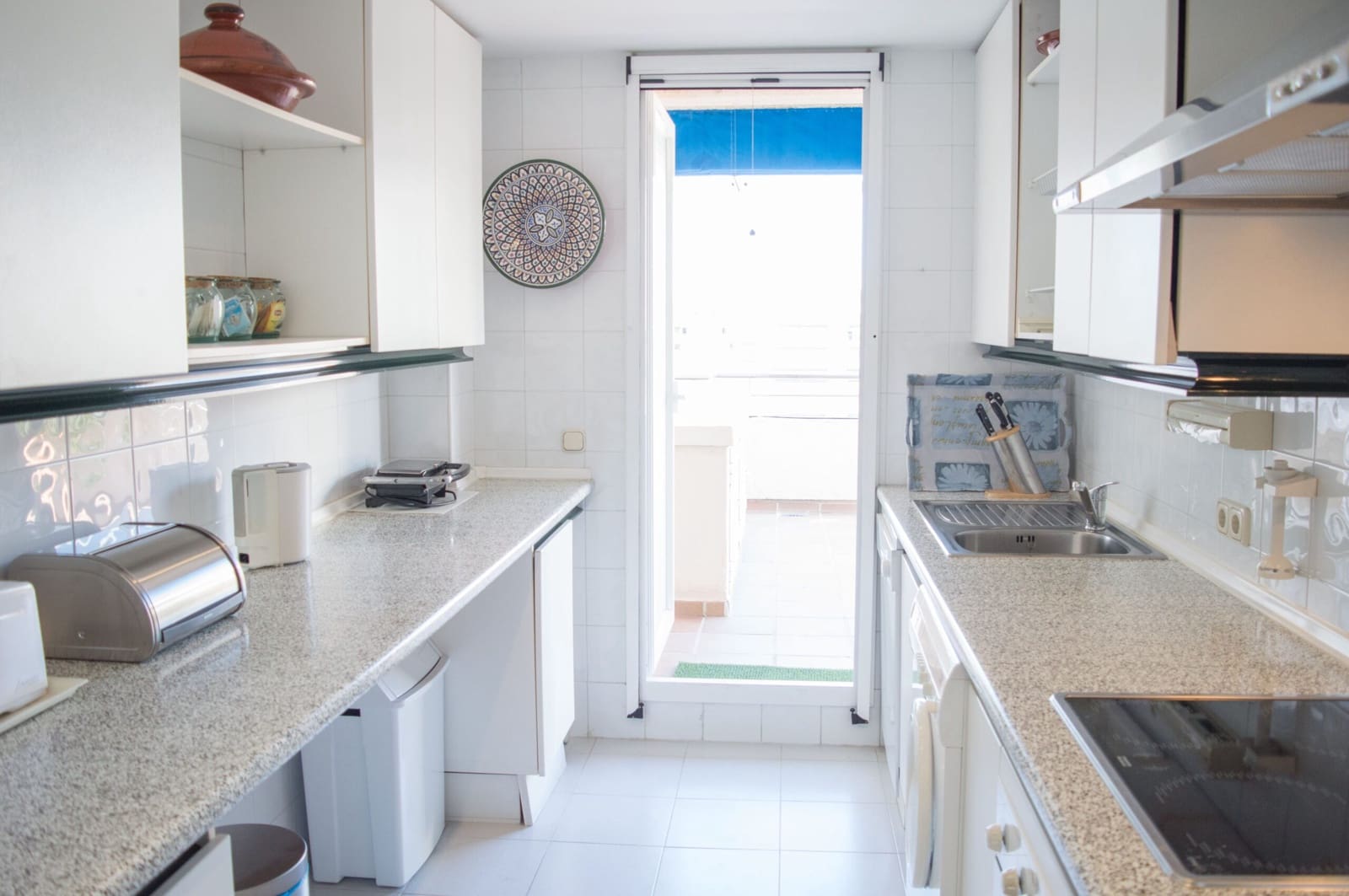 2 bedroom Apartment for sale in Puerto Banus - € 1,630,000 (Ref: 8162743)