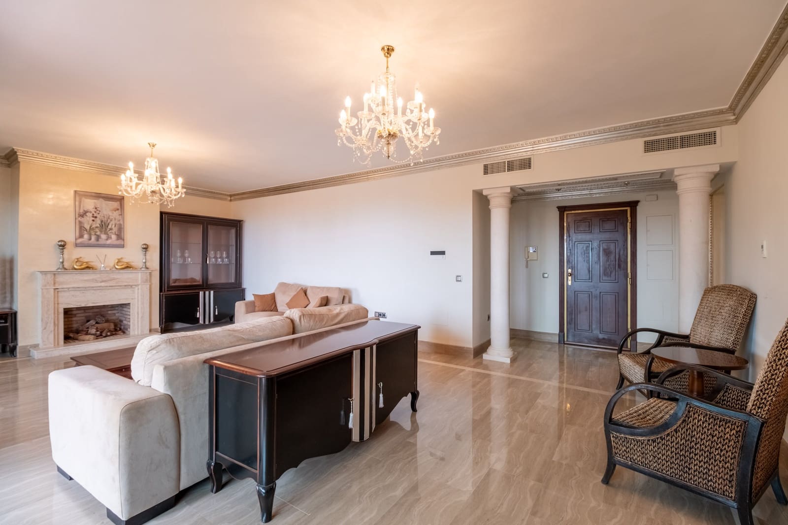 3 sypialnia Apartament na sprzedaż w Golden Mile z basenem - 1 150 000 € (Ref: 8359369)