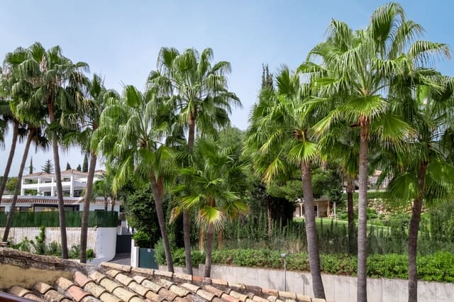 3 soveværelse Lejlighed til salg i Sierra Blanca, Marbella med swimmingpool - € 1.150.000 (Ref: 8359369)