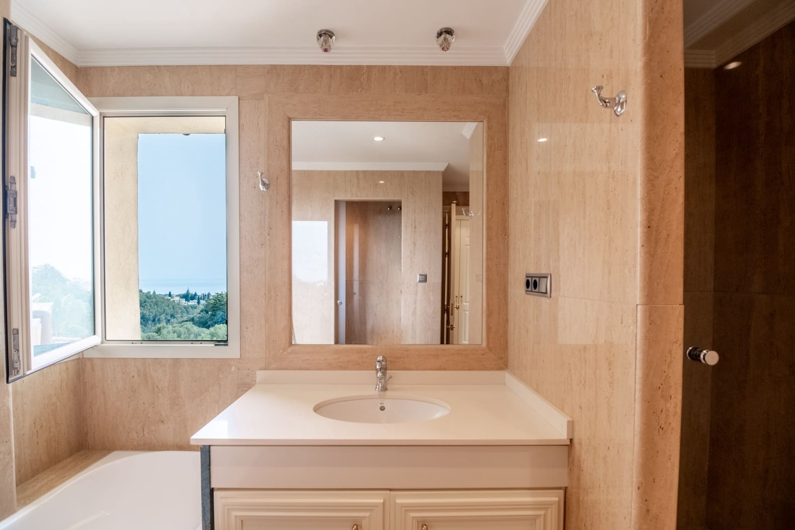 3 camera da letto Appartamento in vendita in Golden Mile con piscina - 1.150.000 € (Rif: 8359369)
