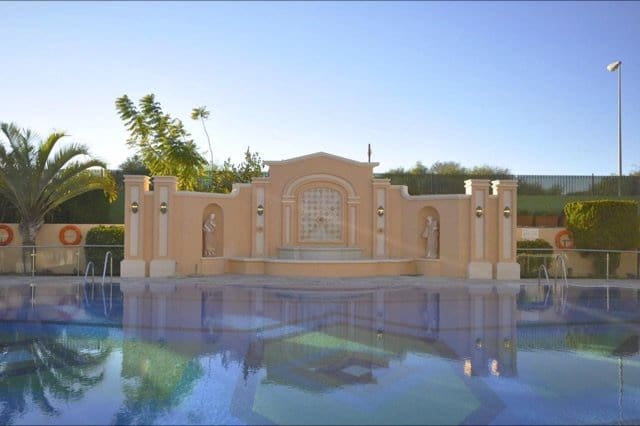 4 soveværelse Lejlighed til salg i Marbella med swimmingpool - € 1.150.000 (Ref: 8365166)