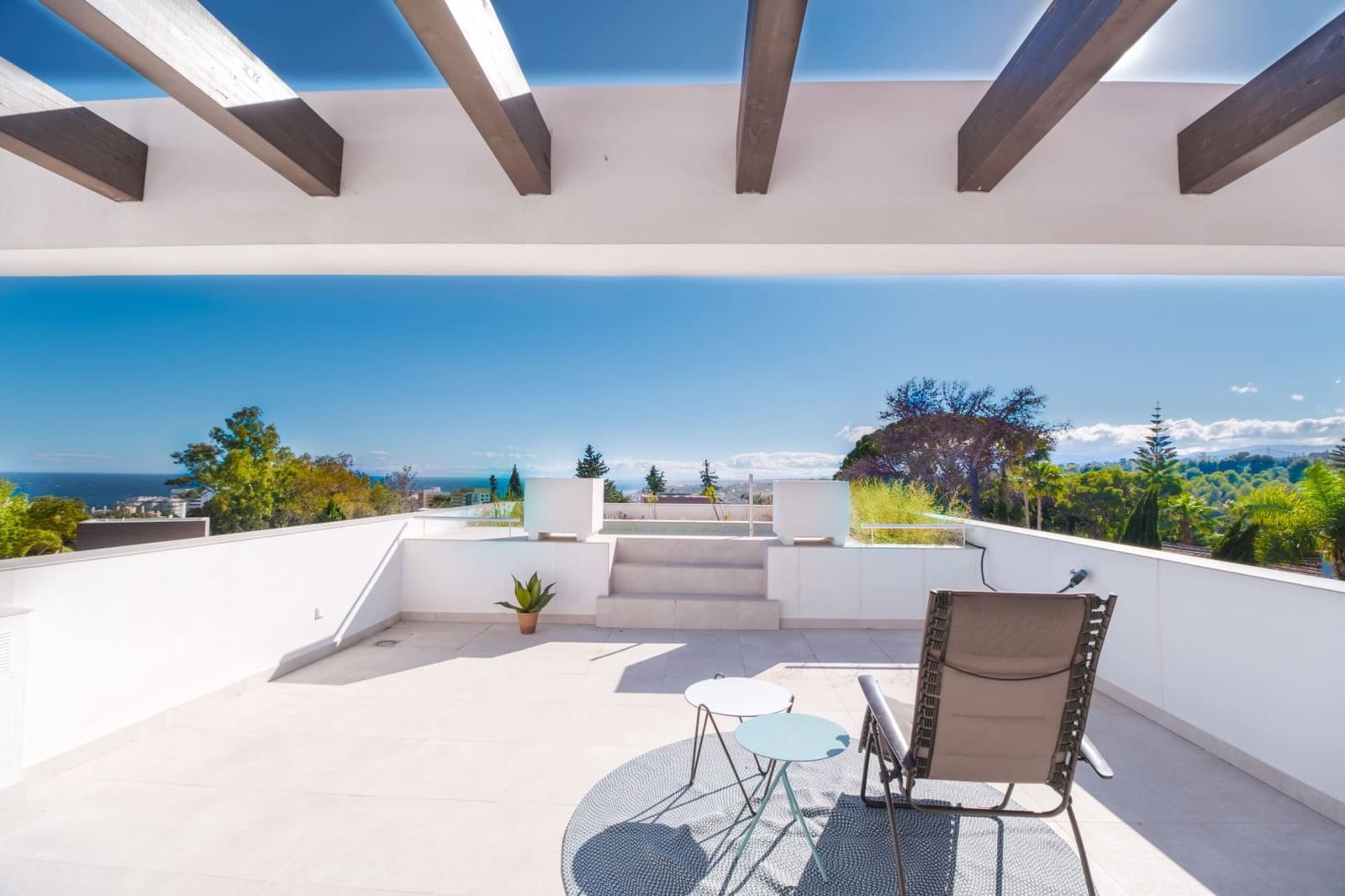 Chalet de 4 habitaciones en Marbella en venta con piscina garaje - 4.985.000 € (Ref: 8382470)