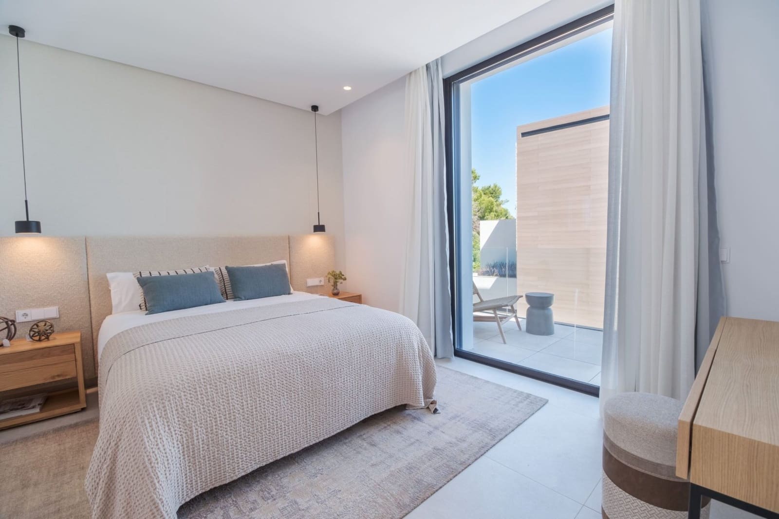 Chalet de 4 habitaciones en Marbella en venta con piscina garaje - 4.985.000 € (Ref: 8382470)
