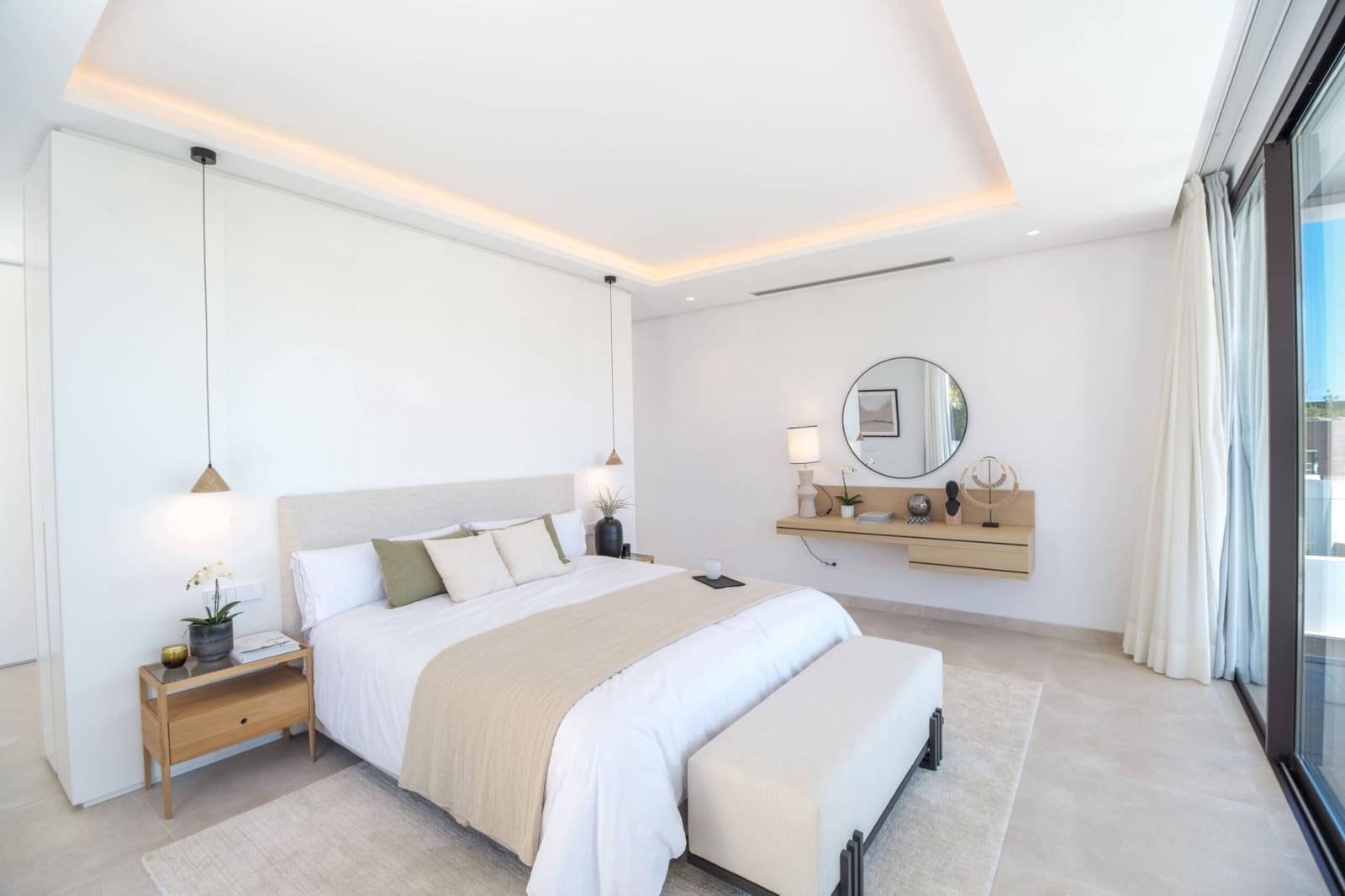 Chalet de 4 habitaciones en Marbella en venta con piscina garaje - 4.985.000 € (Ref: 8382470)